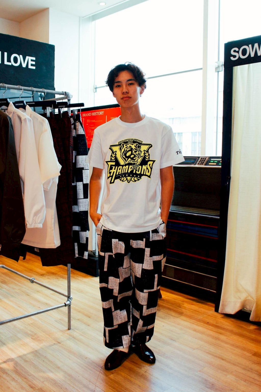 阪神タイガースTEE【BLACK/YELLOW】