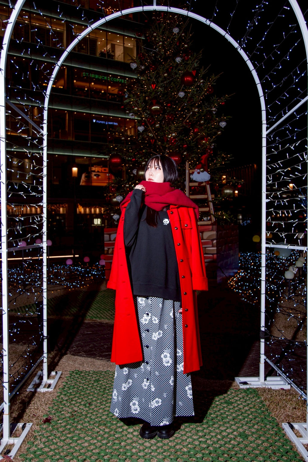 GIFT OF LOVE CREWNECK【BLACK】