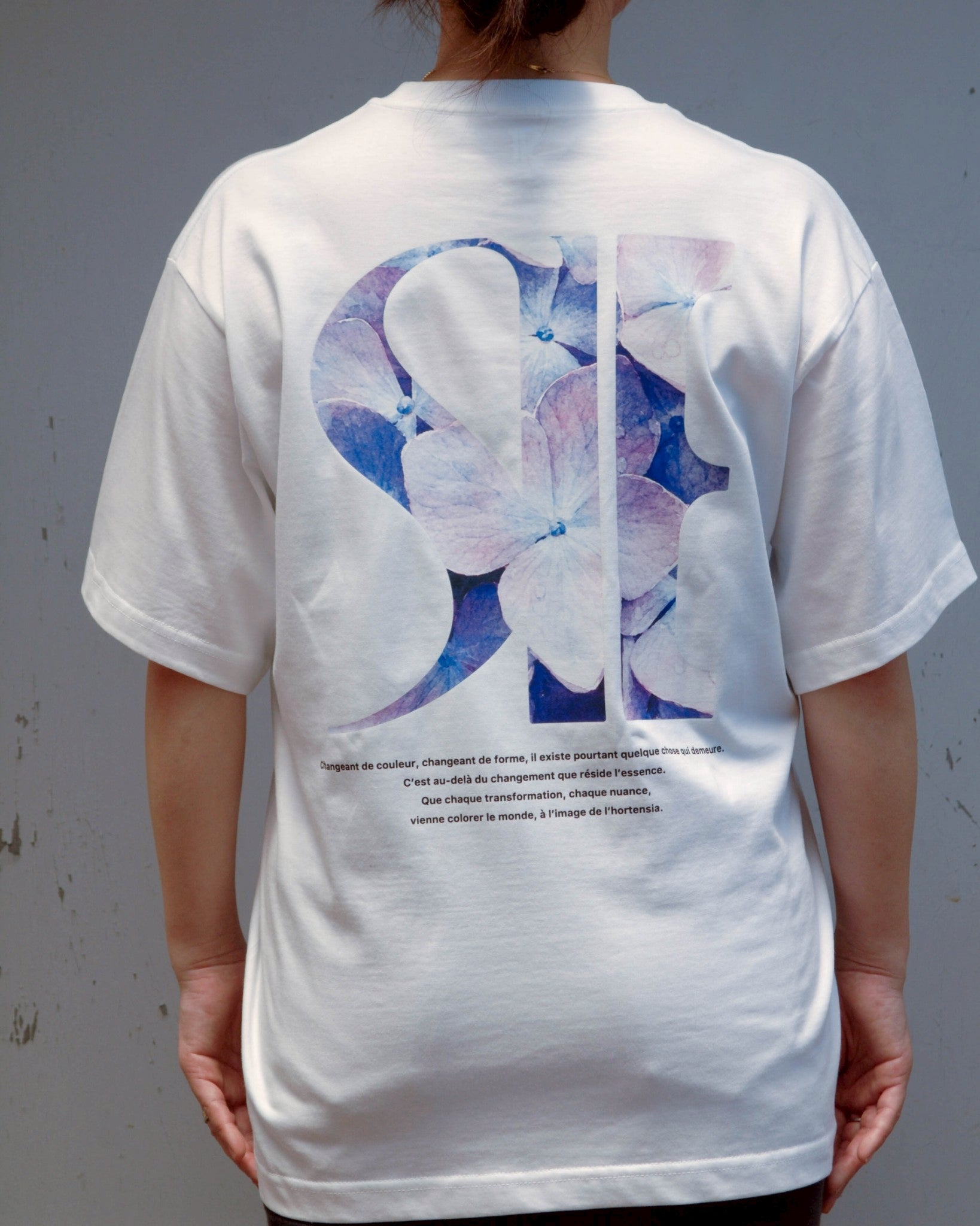 L'essence au-delà TEE [BLANC]