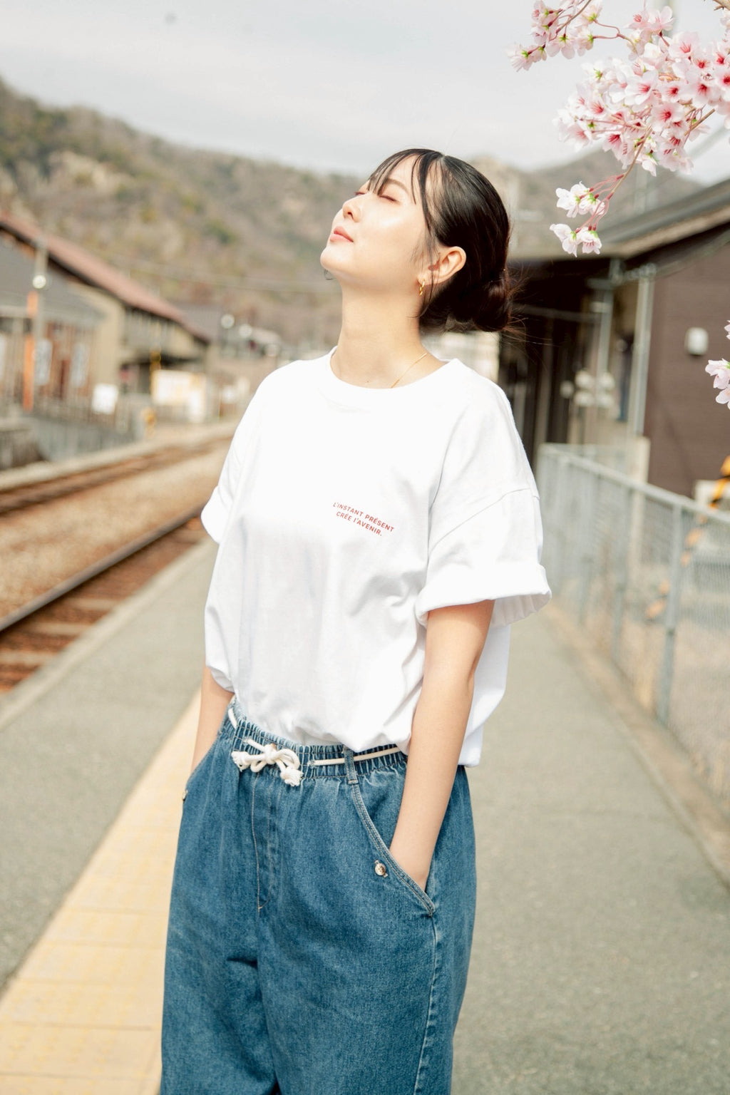 L’instant Sakura TEE [WHITE]