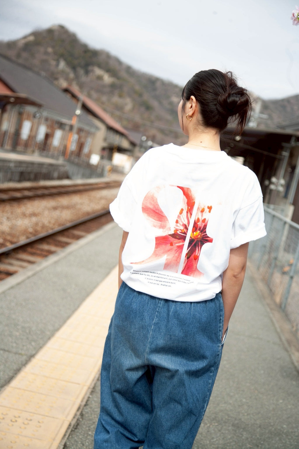 L’instant Sakura TEE [WHITE]