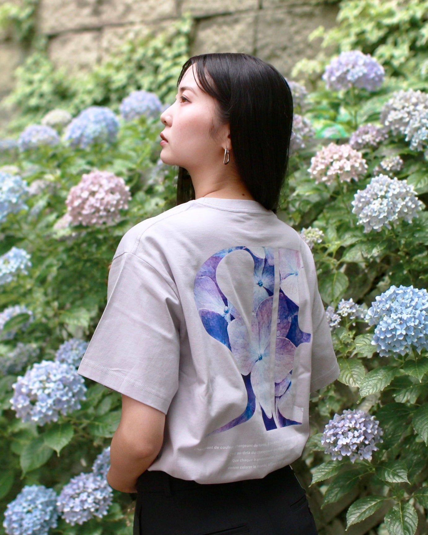 L'essence au-delà TEE [BLANC]